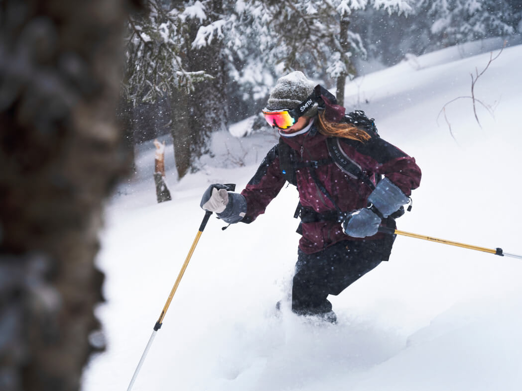 Womens in depth powered skiing