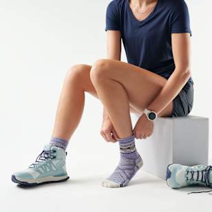 Women's Hike Zig Zag Valley Mid Crew Socks - Chalk Violet