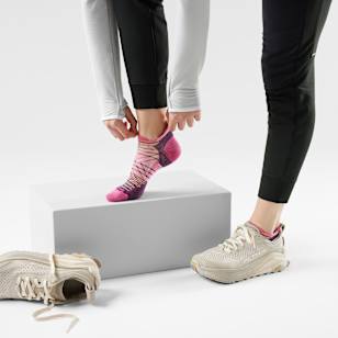 Women's Run Stripe Low Ankle Socks - Garden Pink