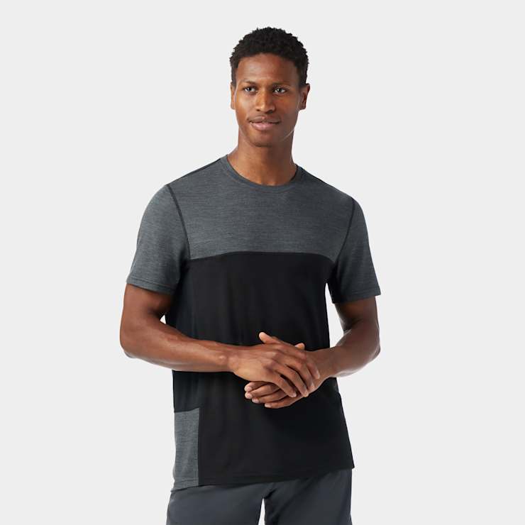 (取寄) スマートウール メンズ マウンテン バイク ショート スリーブ ジャージ Smartwool men Mountain Bike Short Sleeve Jersey Black Charcoal Heather Men's Mountain Bike Short Sleeve Jersey - Smartwool US