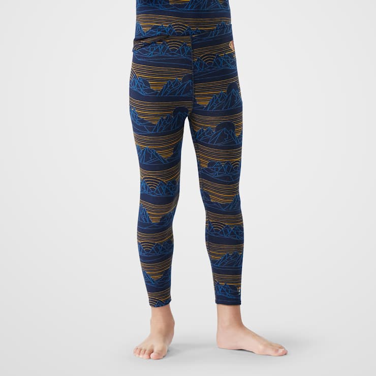 thumbnail interactive-video image 1 of Special Magic 100% Merino Wool Base Layer Set For Kids - Thermal Long Johns & Shirt (Unisex) 1 of 4